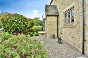 Photo 1- click for photo gallery